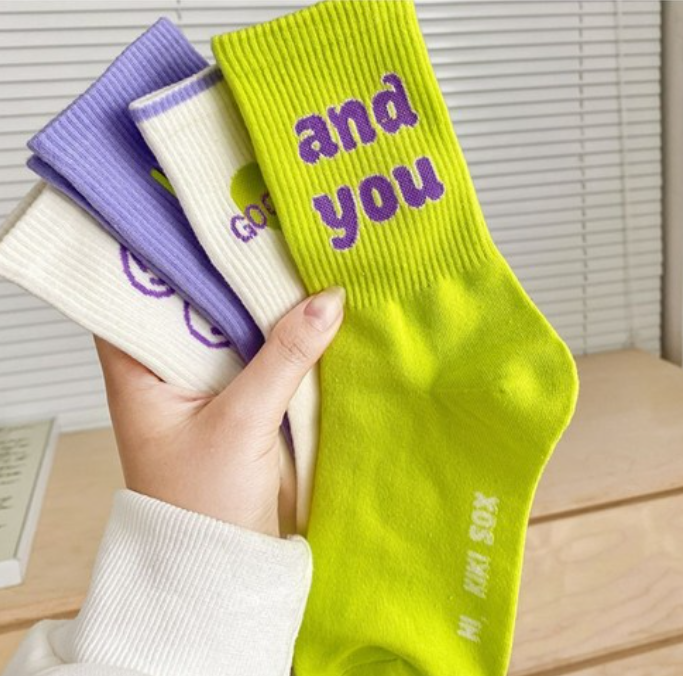 Women's Socks Set 4 Pairs Keep Smile & And You ถุงเท้าผู้หญิง เซต 4 คู่